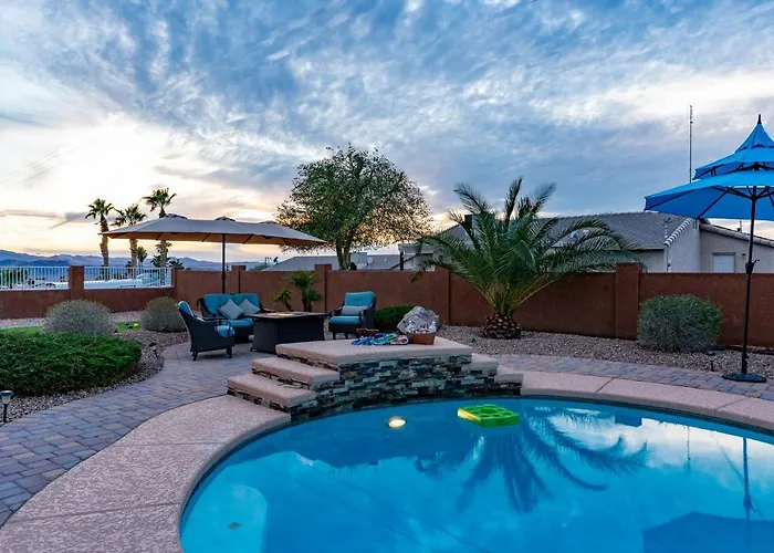 Tequila Sunrise, Large Pool Holiday home Lake Havasu City