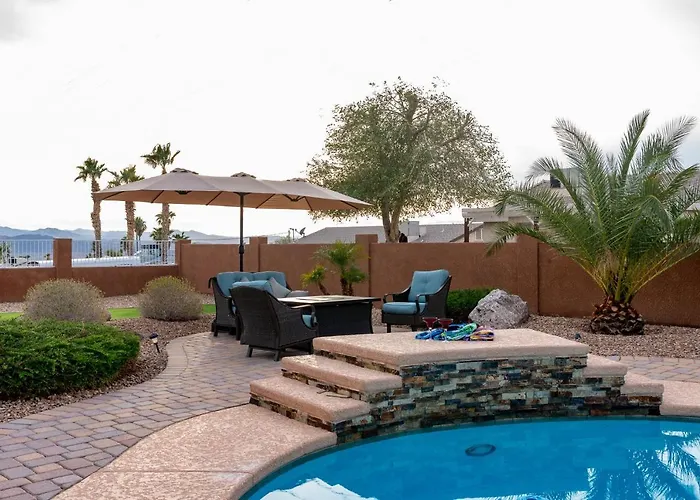 Tequila Sunrise, Large Pool